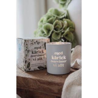 Majas Cottage Lykta Med Kärlek inkl. Gåvobox