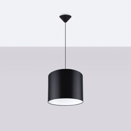 Lampen är upphängt i NOVA 30 crna