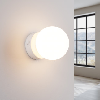 Vägglampa YOLI 1 vit